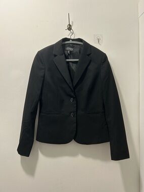 Jones New York Black Two-Button Tailored Blazer sz 6